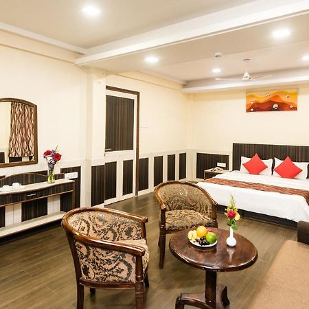 Hotel City Point Dadar Mumbai Exterior foto